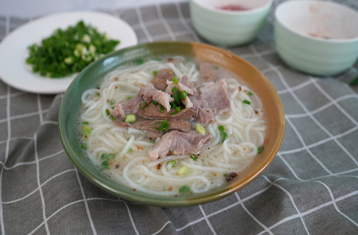 阎良原味汤粉王培训